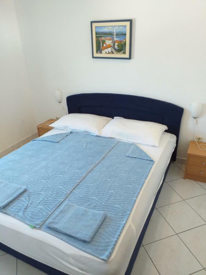 Apartments Vila Ana Vir Zewnętrze zdjęcie